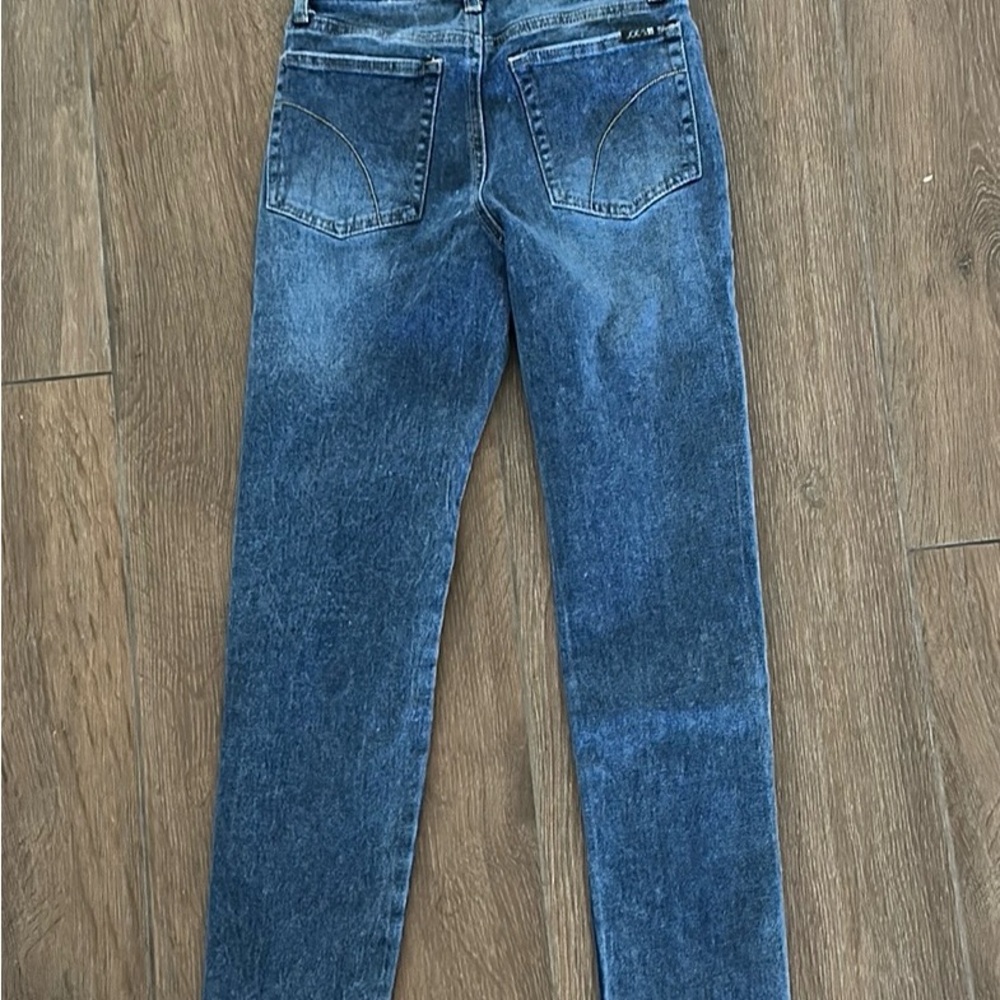 Joe's Classic Boyd Blue Straight-Leg Jeans, size 10.